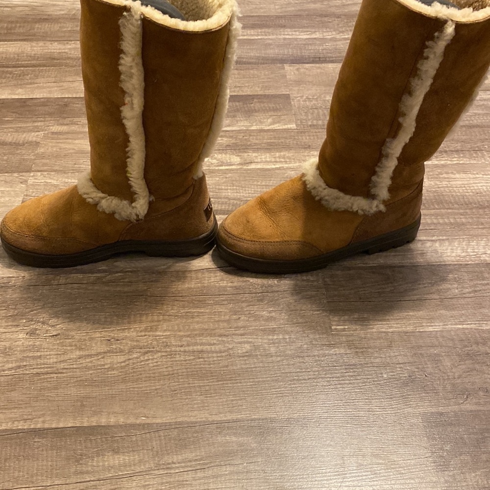 UGG WINTER BOOTS